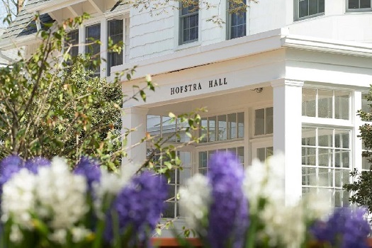 Hofstra University
霍夫斯特拉大學